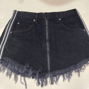 CARMAR BLACK ZIP FRINGE MINI SKIRT
